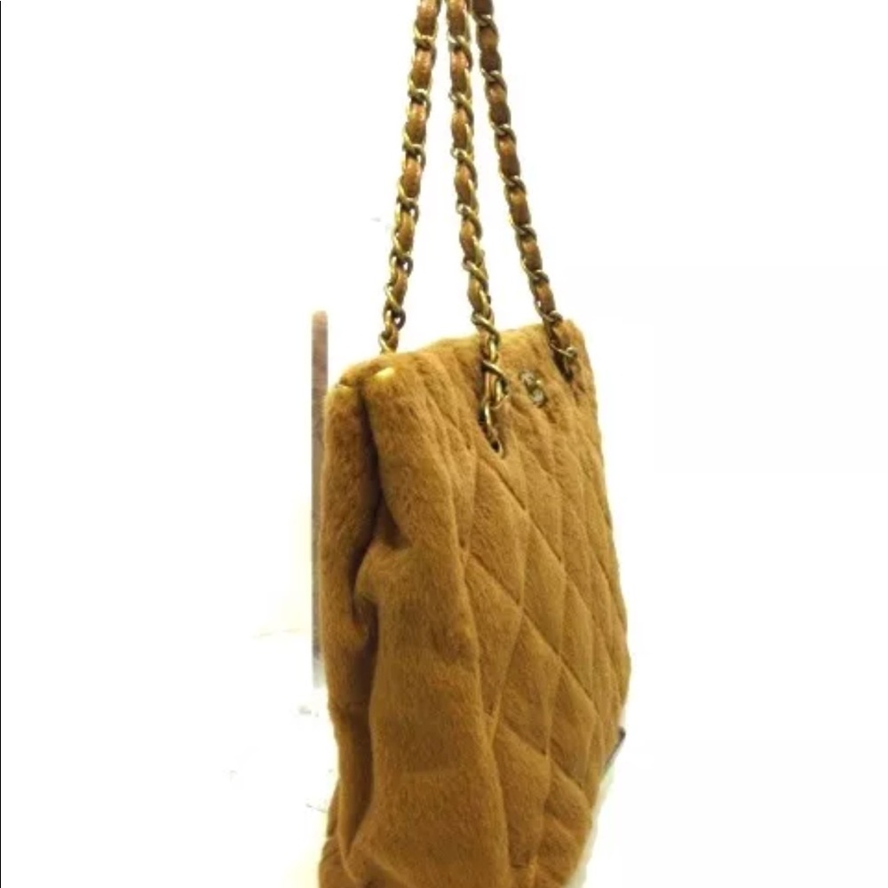Vintage Chanel Fur and Leather Mix Bag - Picture 2 of 8